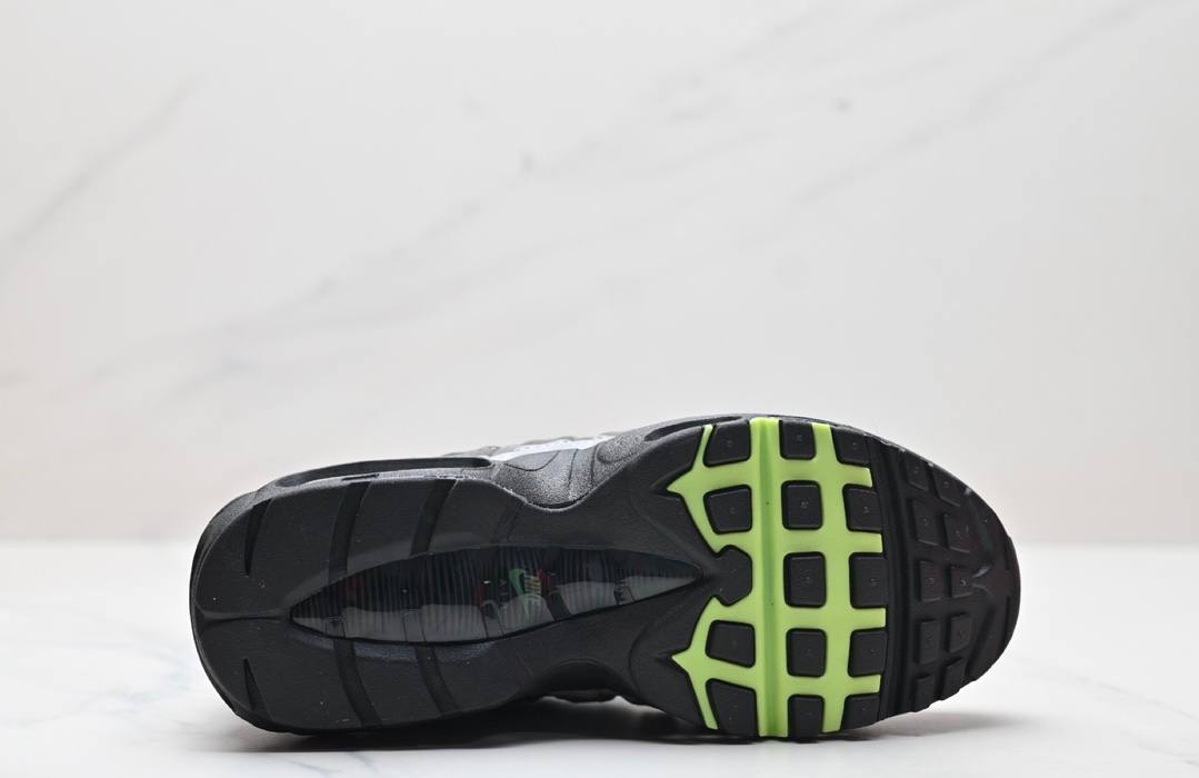 Air Max 95 Reverse Neon Shoes