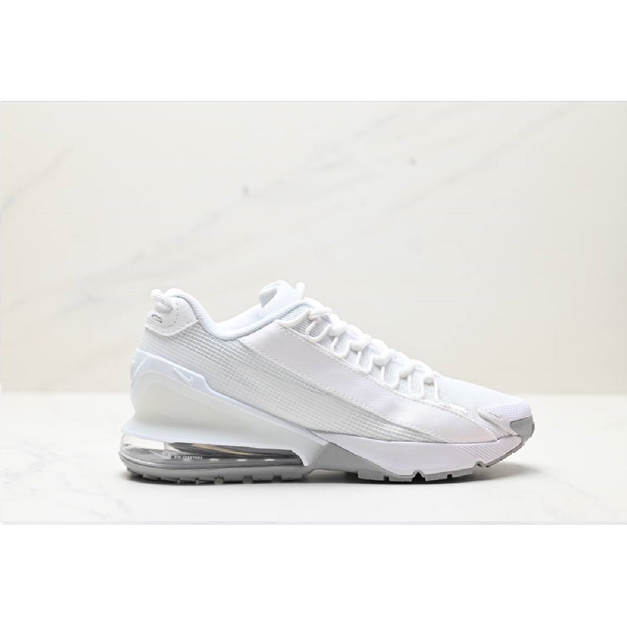 Обувки Air Max Pulse Roam White
