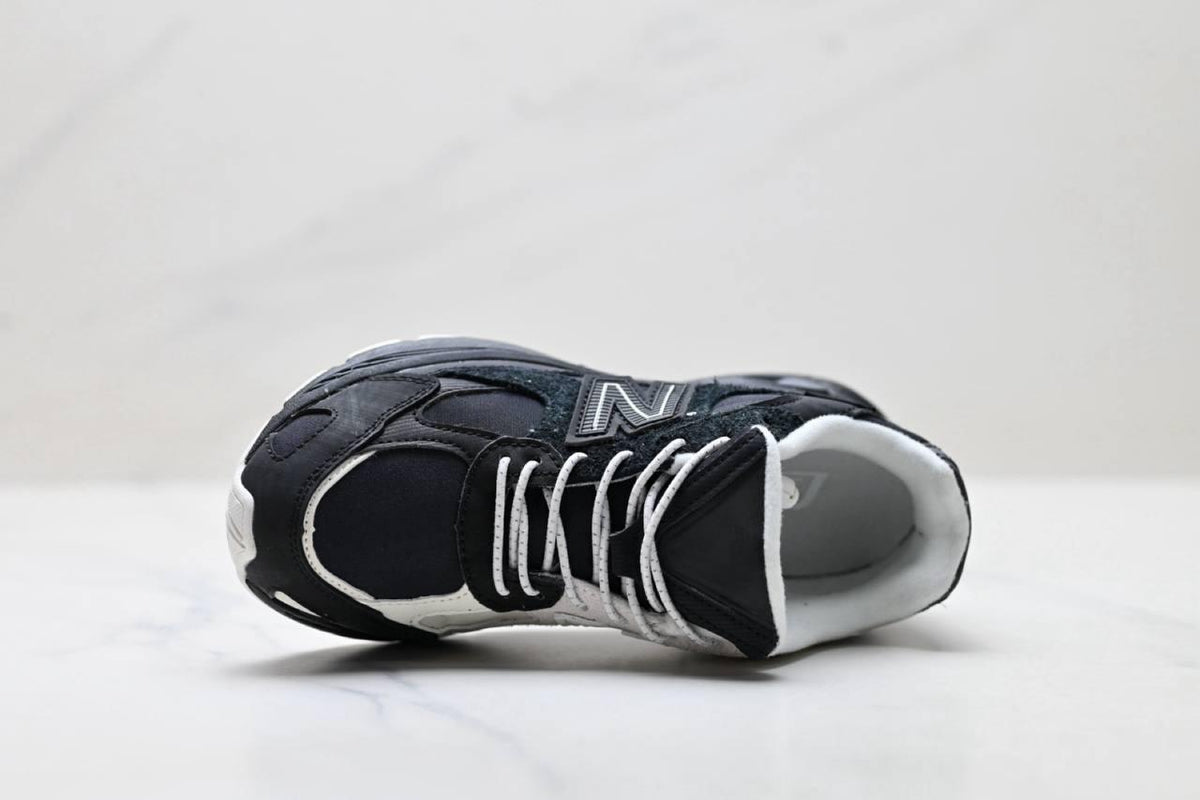 Обувки DOE x NB 2010 Yin Yang