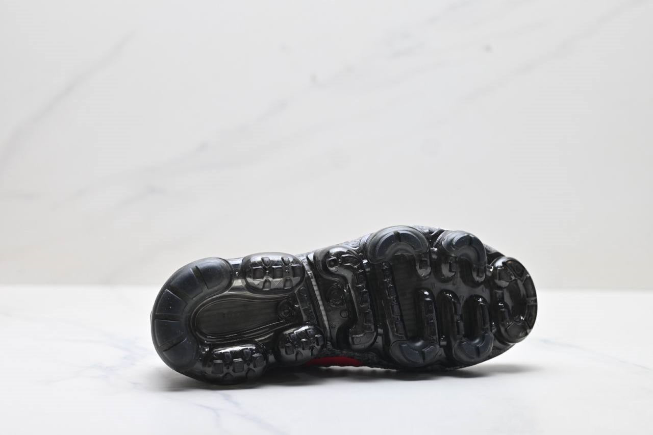 Air VaporMax Flyknit Platinum Red Black Shoes