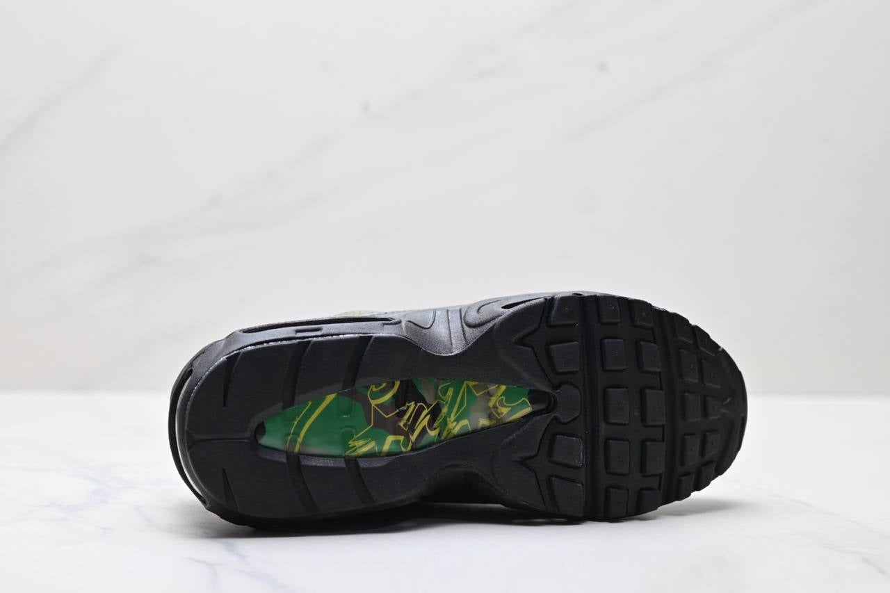 Обувки Air Max 95 SP Corteiz Gutta Green Rules The World