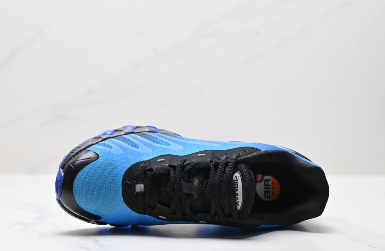 Air Max DN8 Сини обувки
