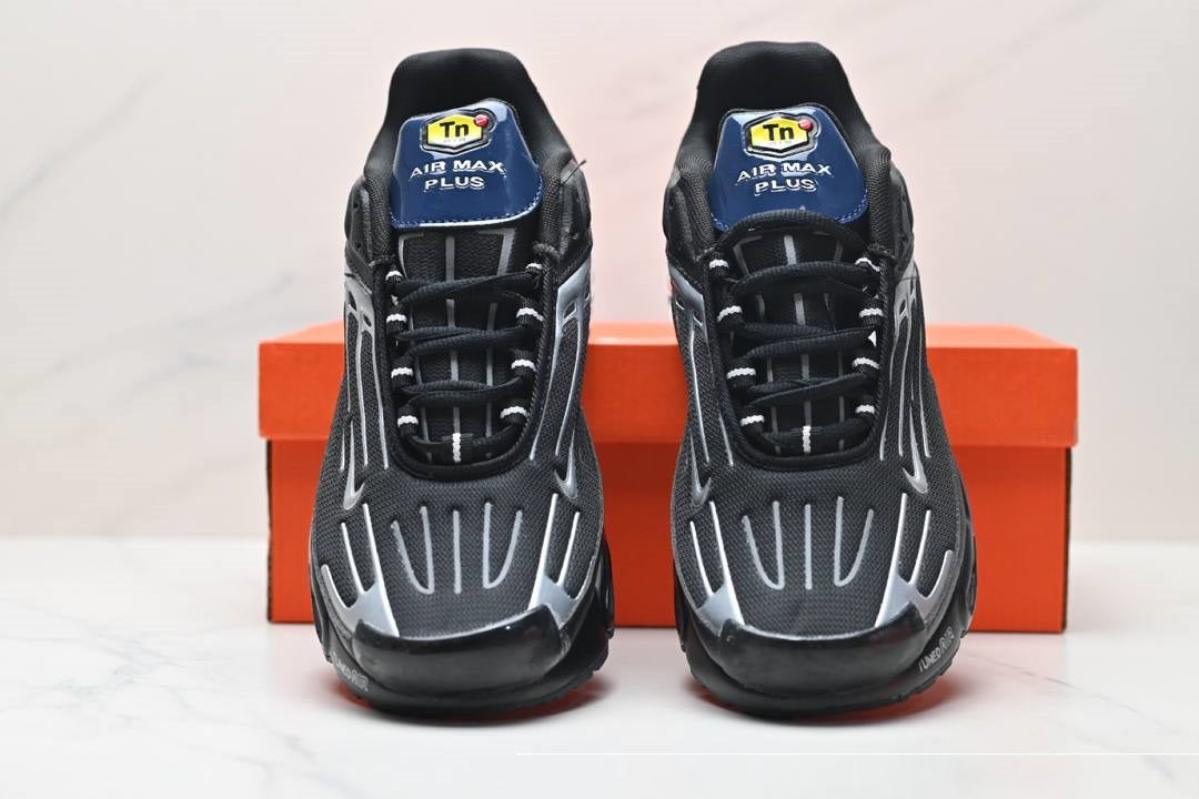 Обувки Air Max Plus 3 TN Black Silver