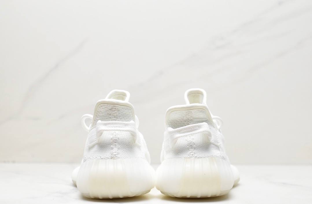 Yeezy 350 V2 Cream Shoes