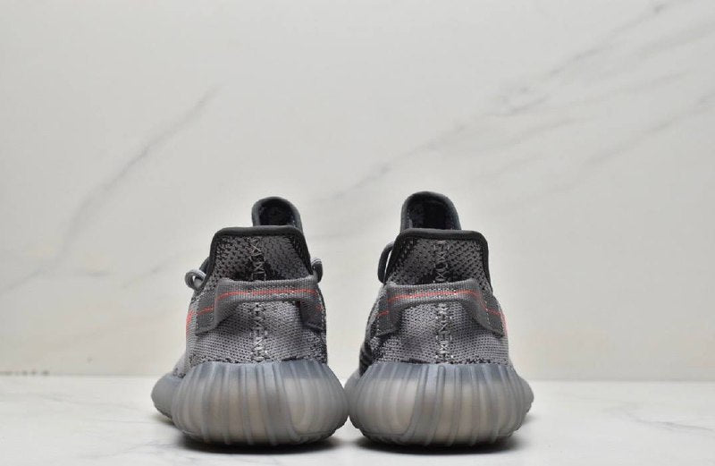 Yeezy 350 V2 Beluga 2.0 Sneakers