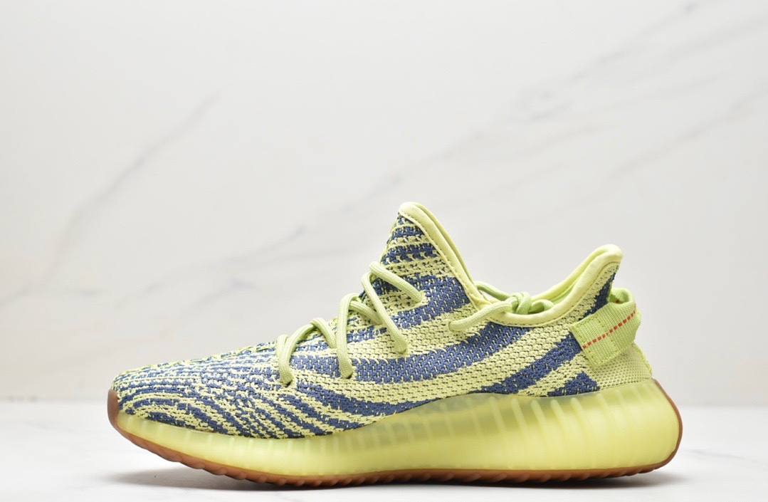 Yeezy 350 V2 Semi Frozen Yellow обувки