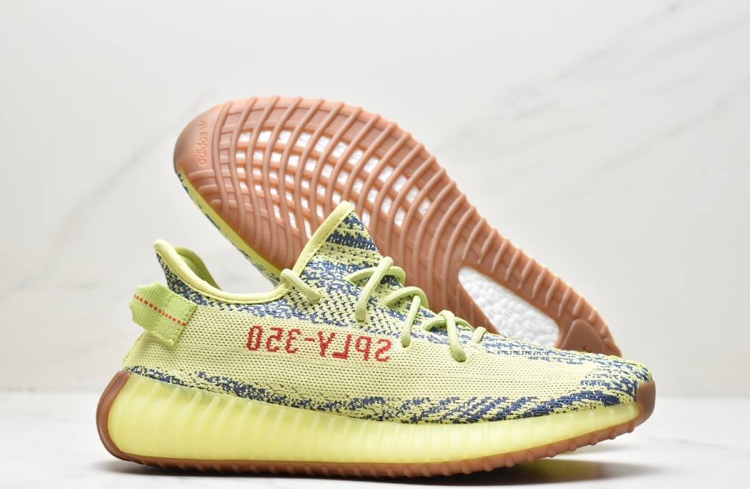 Yeezy 350 V2 Semi Frozen Yellow обувки