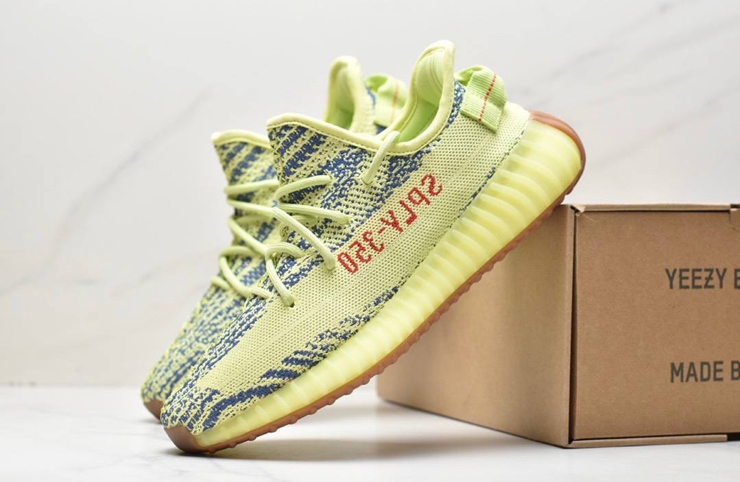 Yeezy 350 V2 Semi Frozen Yellow обувки