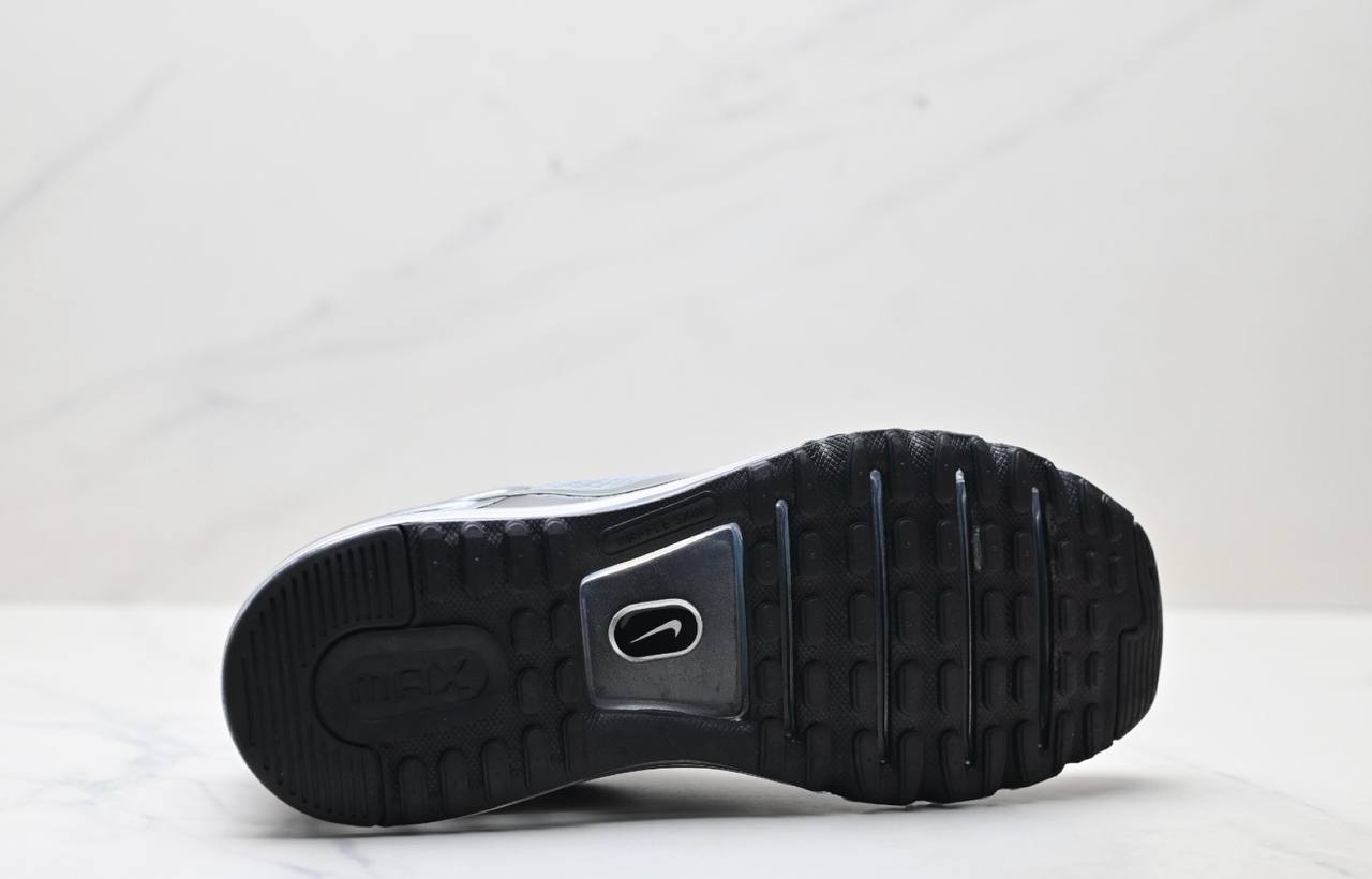 Air Max 2013 "Metallic Cool Grey" Shoes