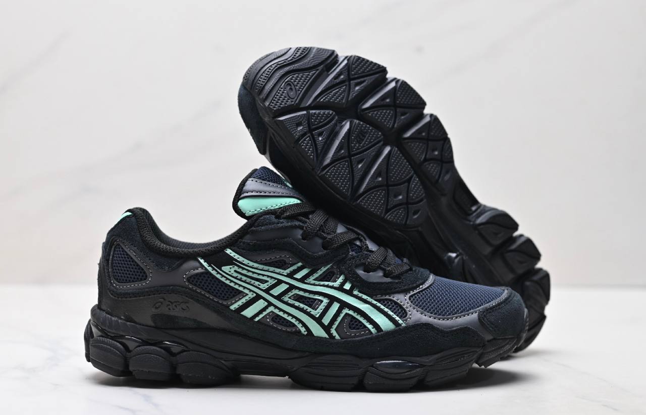 Asics Gel Hunter Shoes