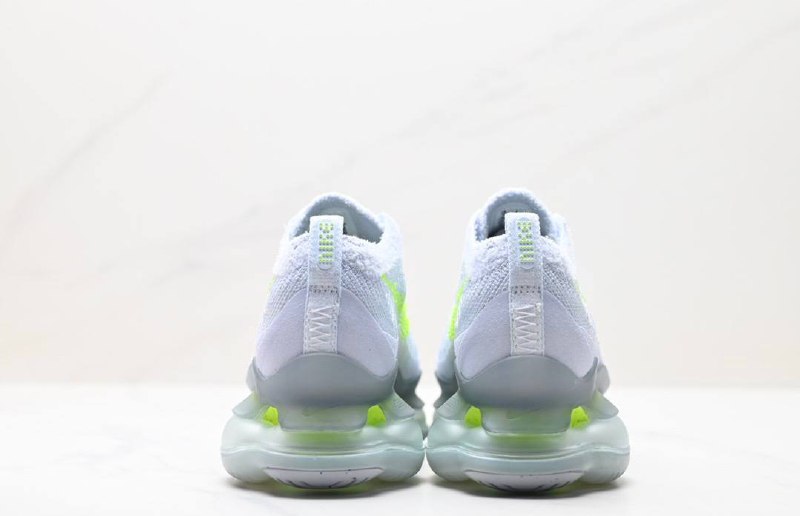 Shoes Scorpion Blue Tint Volt