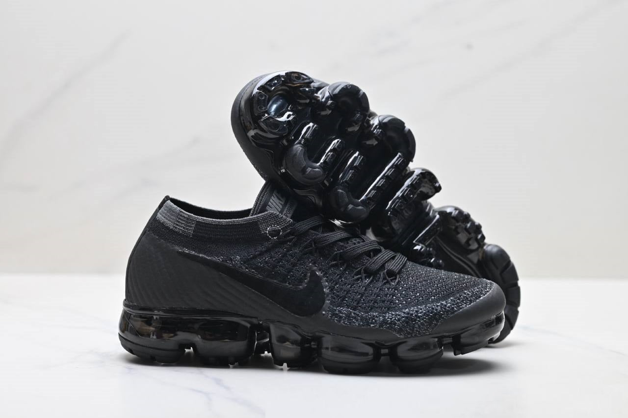 Air VaporMax 2023 Flyknit Тройно черни обувки