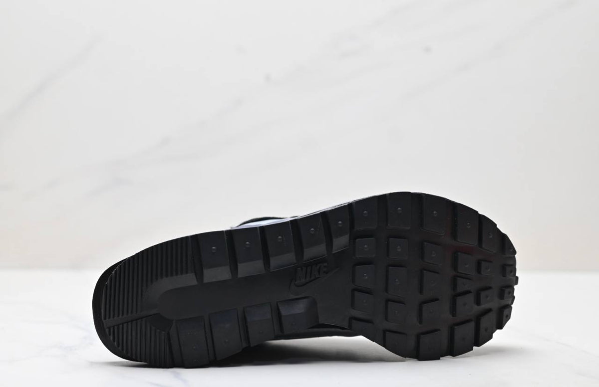 Обувки Sacai Vaporwaffle Black/Grey