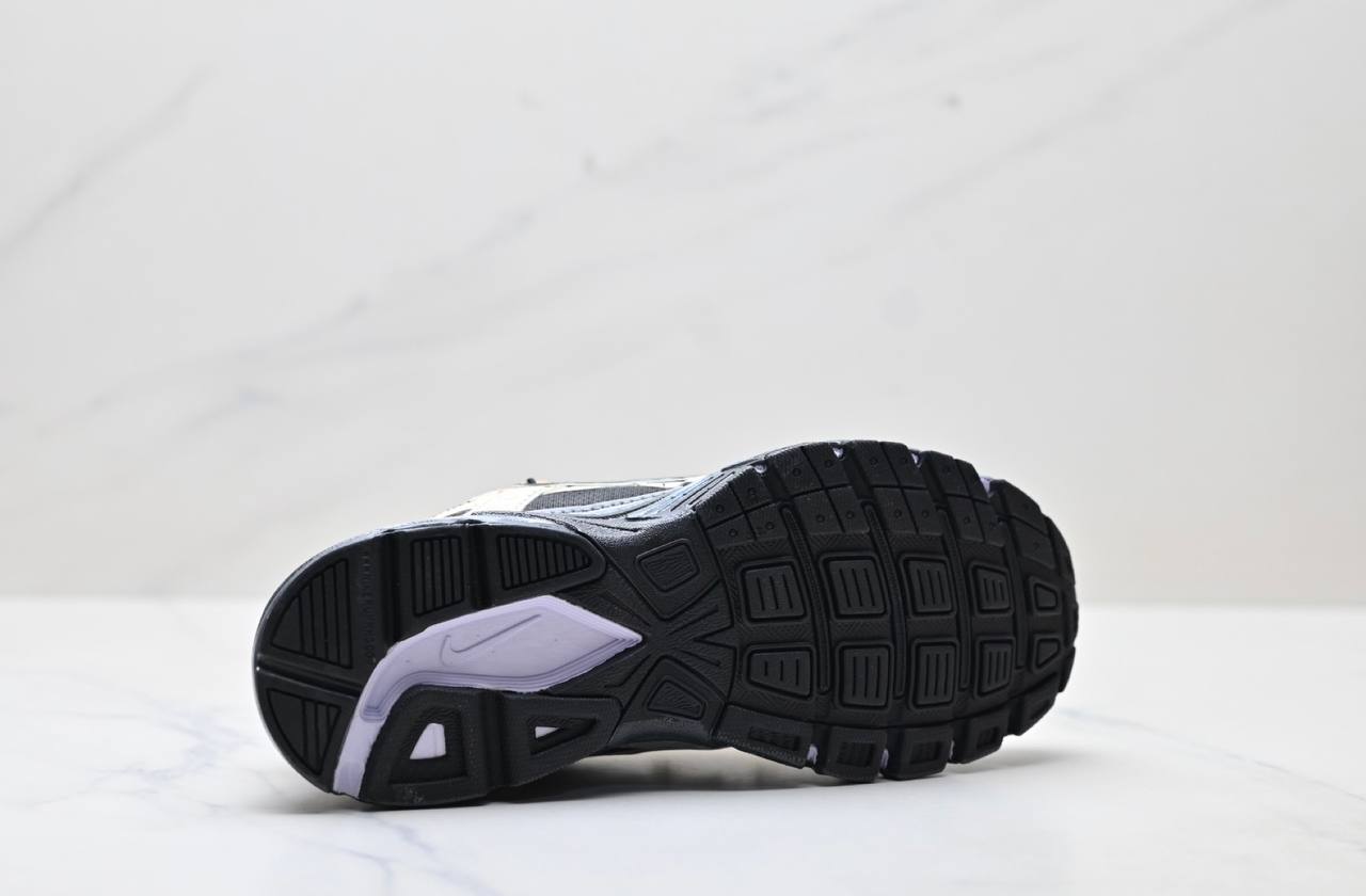 Initiator Shoes